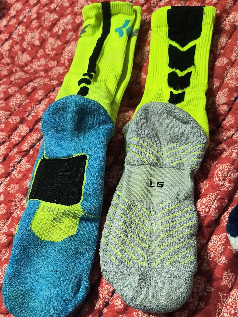 Nike Men's 2 Performance Crew Socks - Neon Yellow/Blue KDs, Neon Yellow/ Black
